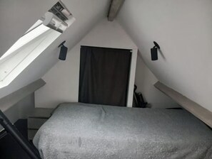 1 غرفة نوم وملاءات أسرّة