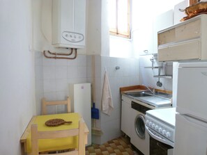 Fridge, stovetop, coffee/tea maker, toaster - Natural Home (Firenze)