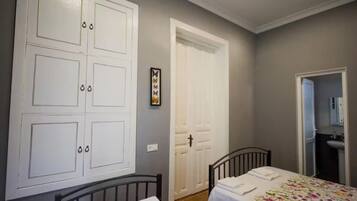 4 chambres, fer et planche à repasser, Wi-Fi gratuit, draps fournis