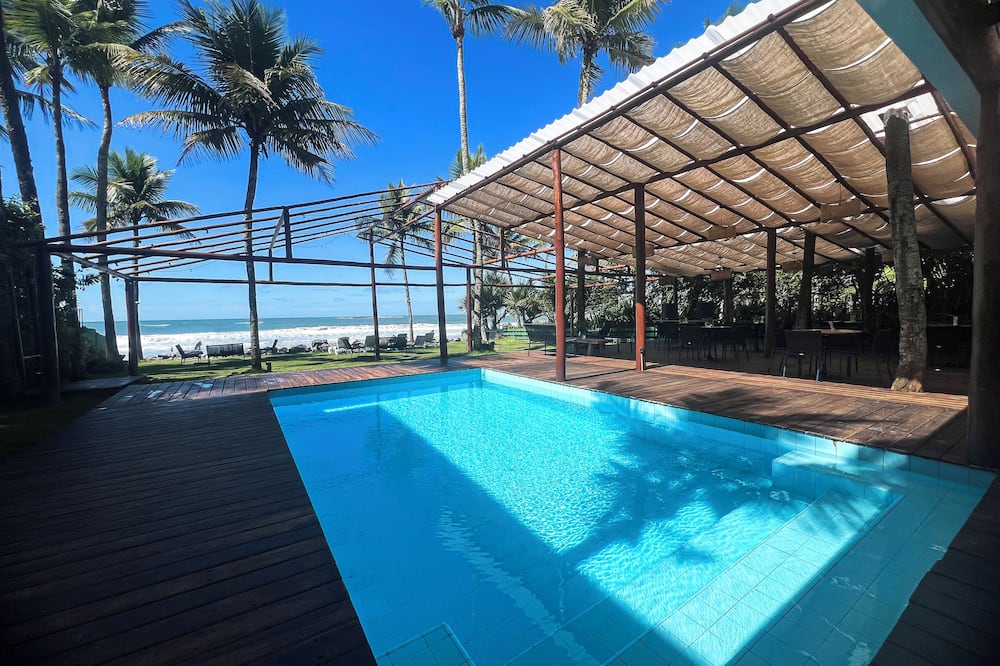 120 Hotel & Beach Club