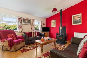 House - Poppy at Gorslwyd - Sound Retreat (Cardigan)