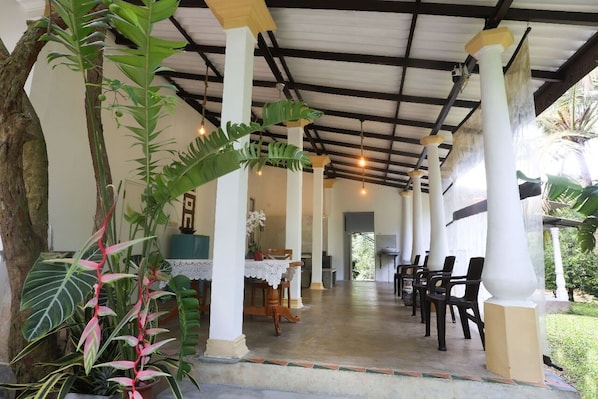 Front of property - Airport Green Villa (Andiambalama)