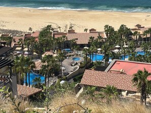 Pool - Pueblo Bonito Sunset Beach Golf & Spa Resort (Cabo San Lucas)