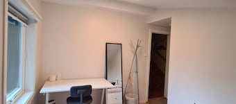 Beautiful Double Bed in DT Serene Villa near Oslo | Lillestrøm K5