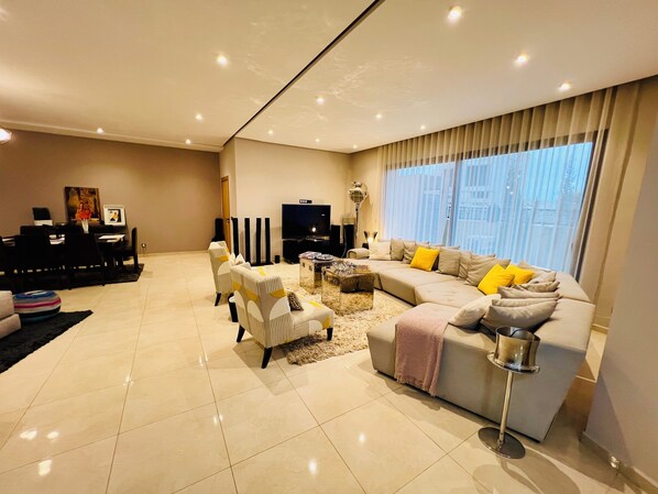 Smart TV, books, music library, stereo