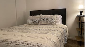 2 chambres, bureau, Wi-Fi gratuit, draps fournis