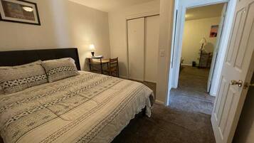 2 bedrooms, desk, free WiFi, bed sheets