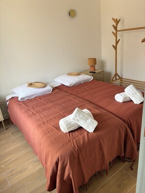 2 soverom, strykejern/-brett, wi-fi og sengetøy