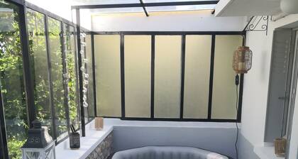 Small atypical country house.