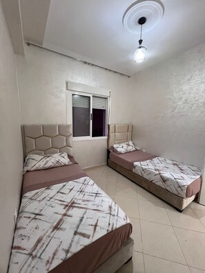 2 chambres, Wi-Fi gratuit, draps fournis
