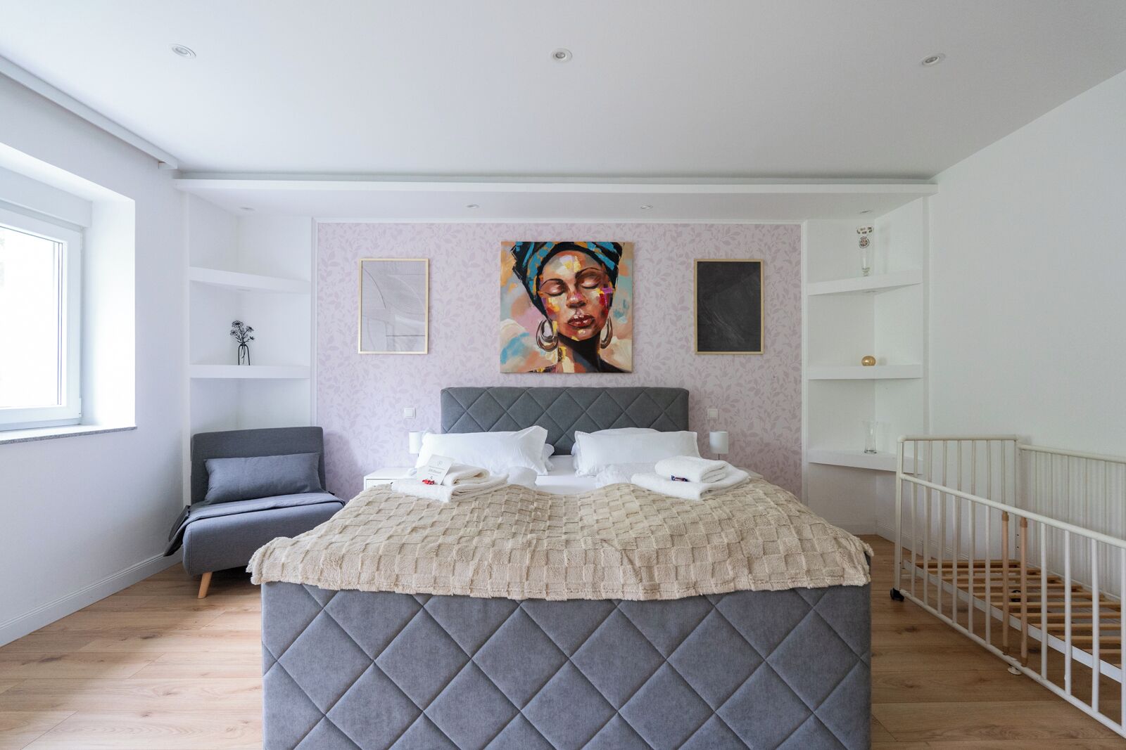 Familienapartment, Mehrere Betten, Haustiere gestattet, Gartenblick | Hochwertige Bettwaren, Schreibtisch, laptopgeeigneter Arbeitsplatz