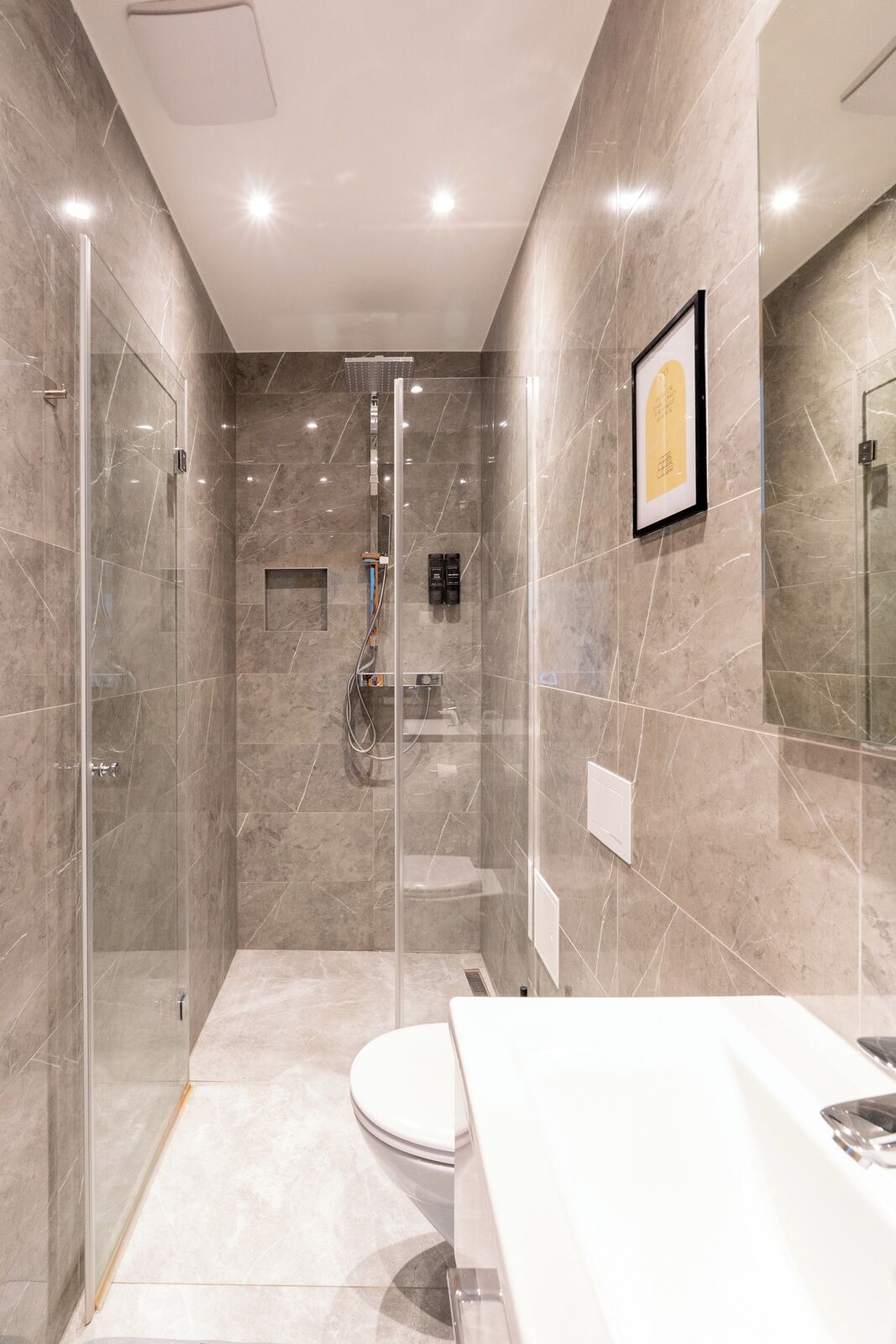 Comfort Apartment, Multiple Beds, Mountain View | Bathroom