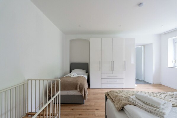 Literie de qualité supérieure, décoration personnalisée