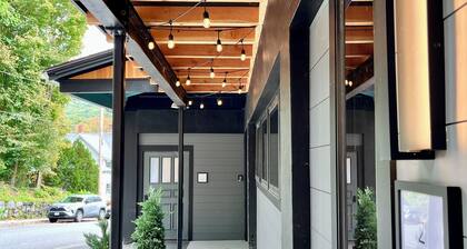 Revitalized Firehouse Retreat in Downtown Shelburne Falls. Walk to Everything!