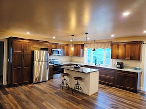 Microwave, oven, stovetop, dishwasher