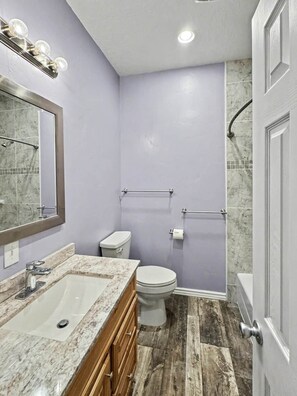 Doccia, asciugacapelli, bidet, asciugamani