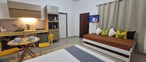 1 bedroom, WiFi, bed sheets