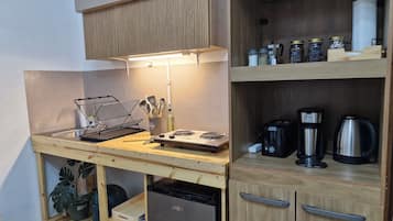 Stovetop, dishwasher