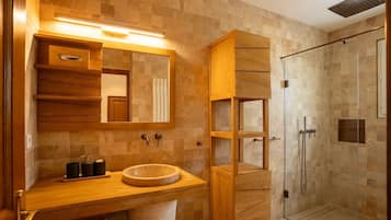 Shower, hair dryer, towels, toilet paper