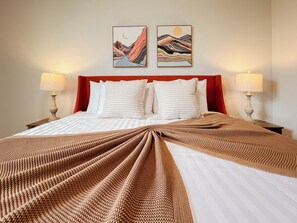 3 Schlafzimmer, Bügeleisen/Bügelbrett, WLAN, Bettwäsche