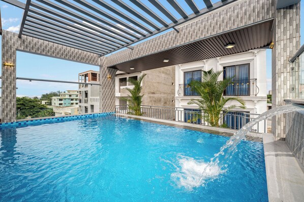 デスク、ノートパソコン用作業スペース、WiFi (無料)