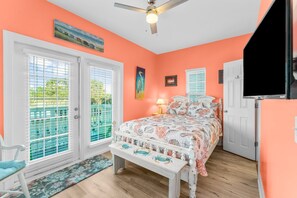 3 chambres, fer et planche à repasser, Wi-Fi gratuit, draps fournis