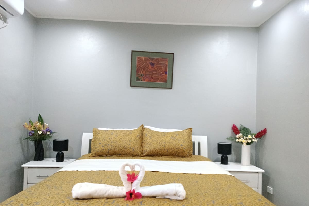 Double Room, 1 Katil Raja (King), Non Smoking, Garden View | Langsir/tirai gelap terus, seterika/papan seterika, Wi-fi percuma