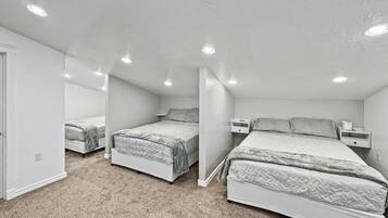 Double Room | Free WiFi