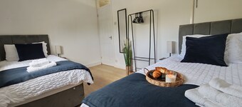 Kingston Park - Home for Families + Contractors