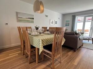 Garden - Meadowvine (Penryn)