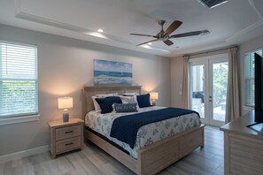 4 bedrooms, iron/ironing board, WiFi, bed sheets