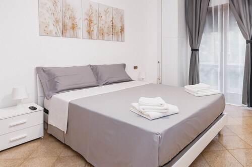 House Marea Salerno center