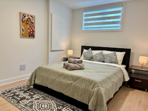 2 chambres, fer et planche à repasser, Wi-Fi, draps fournis