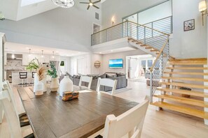 Interior - Luxury Waterfront Home in Sarasota (Siesta Key)