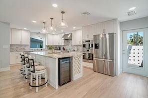 Interior - Luxury Waterfront Home in Sarasota (Siesta Key)