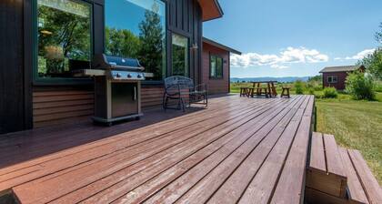Breezy Creek Escape - Near Targhee!