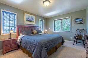 2 bedrooms, free WiFi, bed sheets - Breezy Creek Escape - Near Targhee! (Driggs)