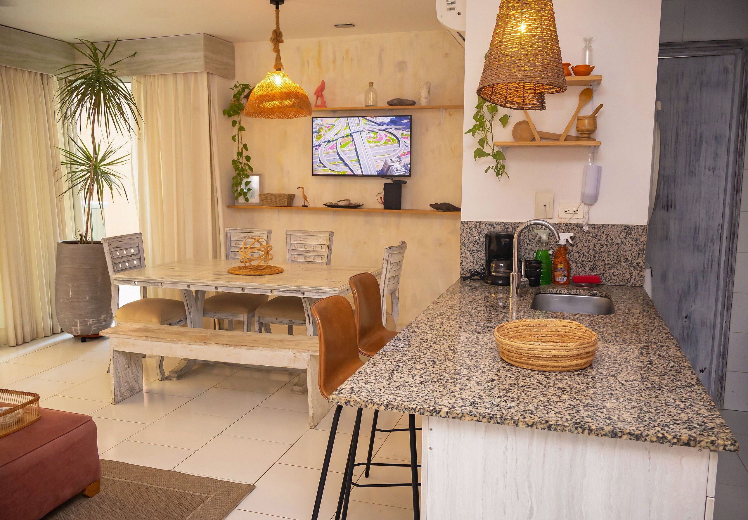 Departamento básico | Restaurantes