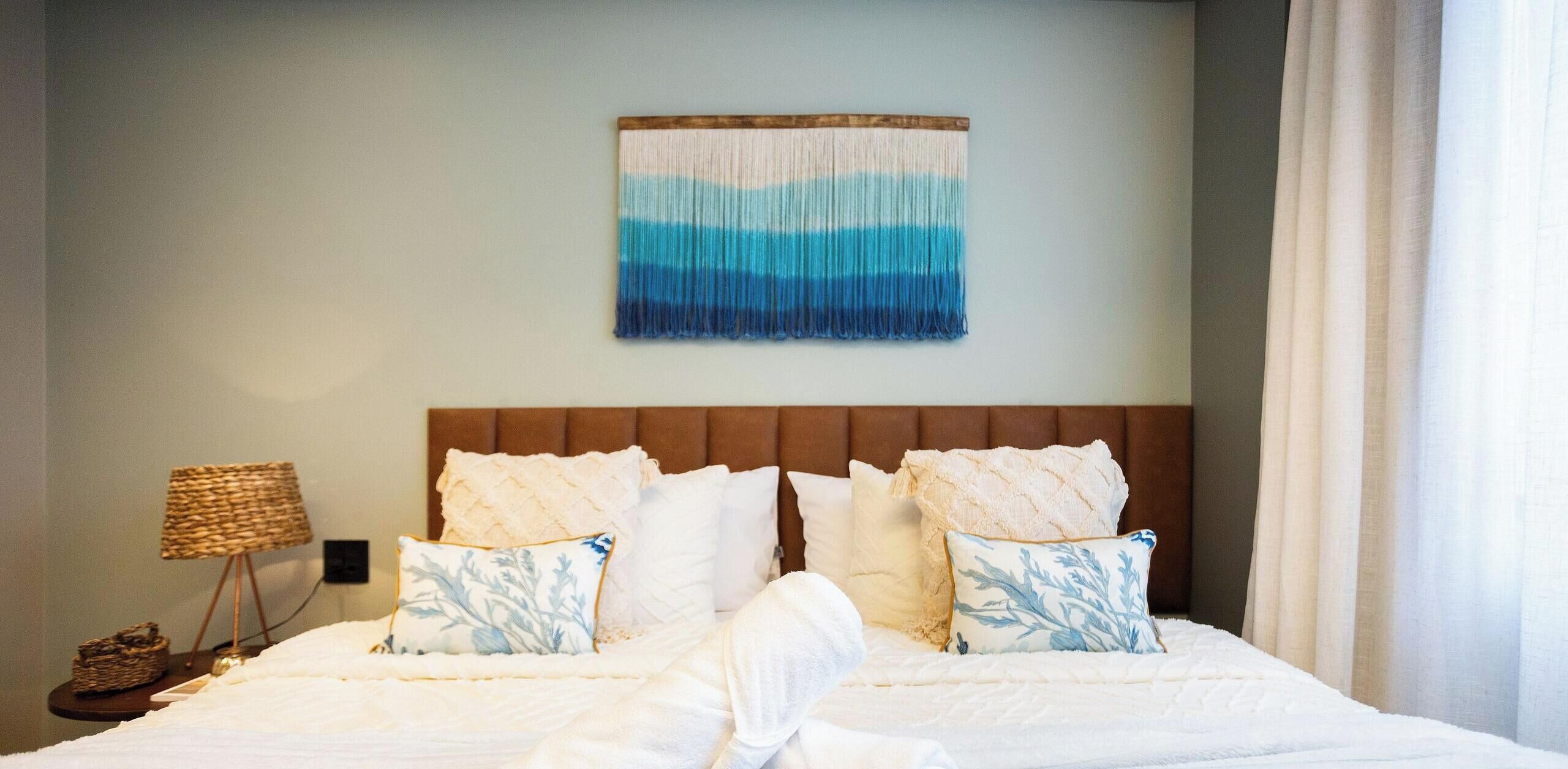 Deluxe Apartment | Iron/ironing board, free WiFi