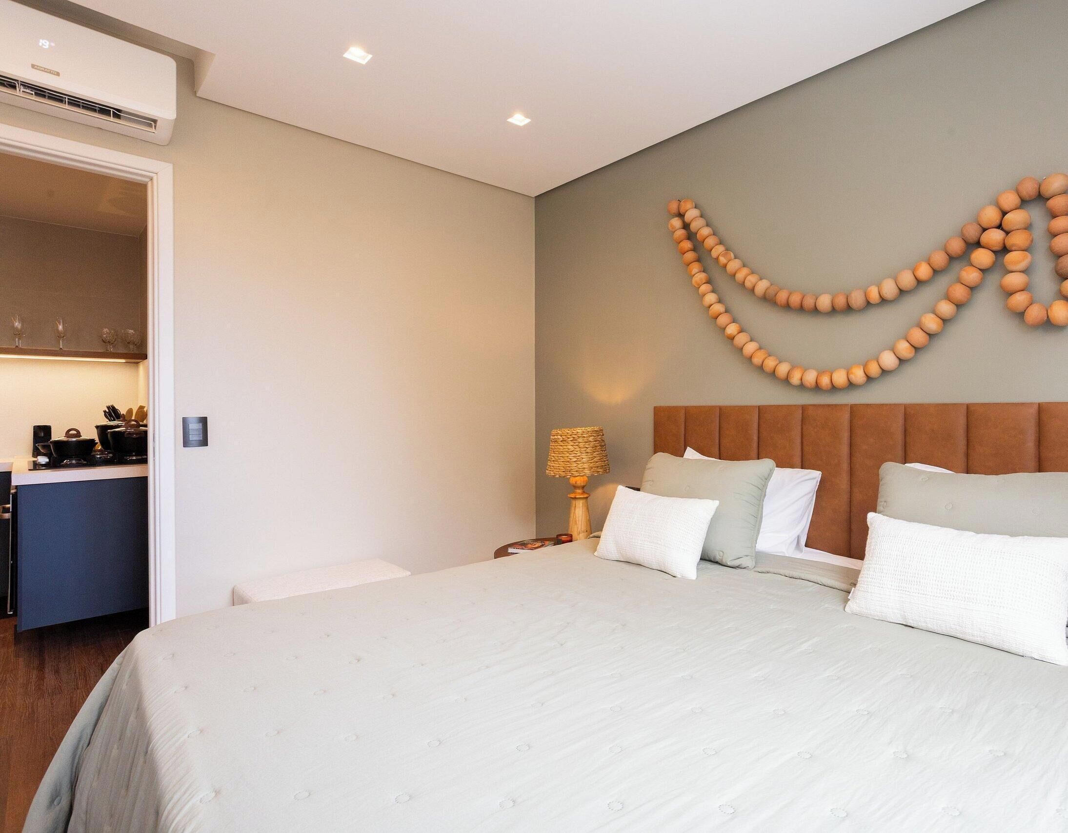 Iron/ironing board, free WiFi