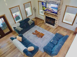 Smart TV, fireplace, ping pong