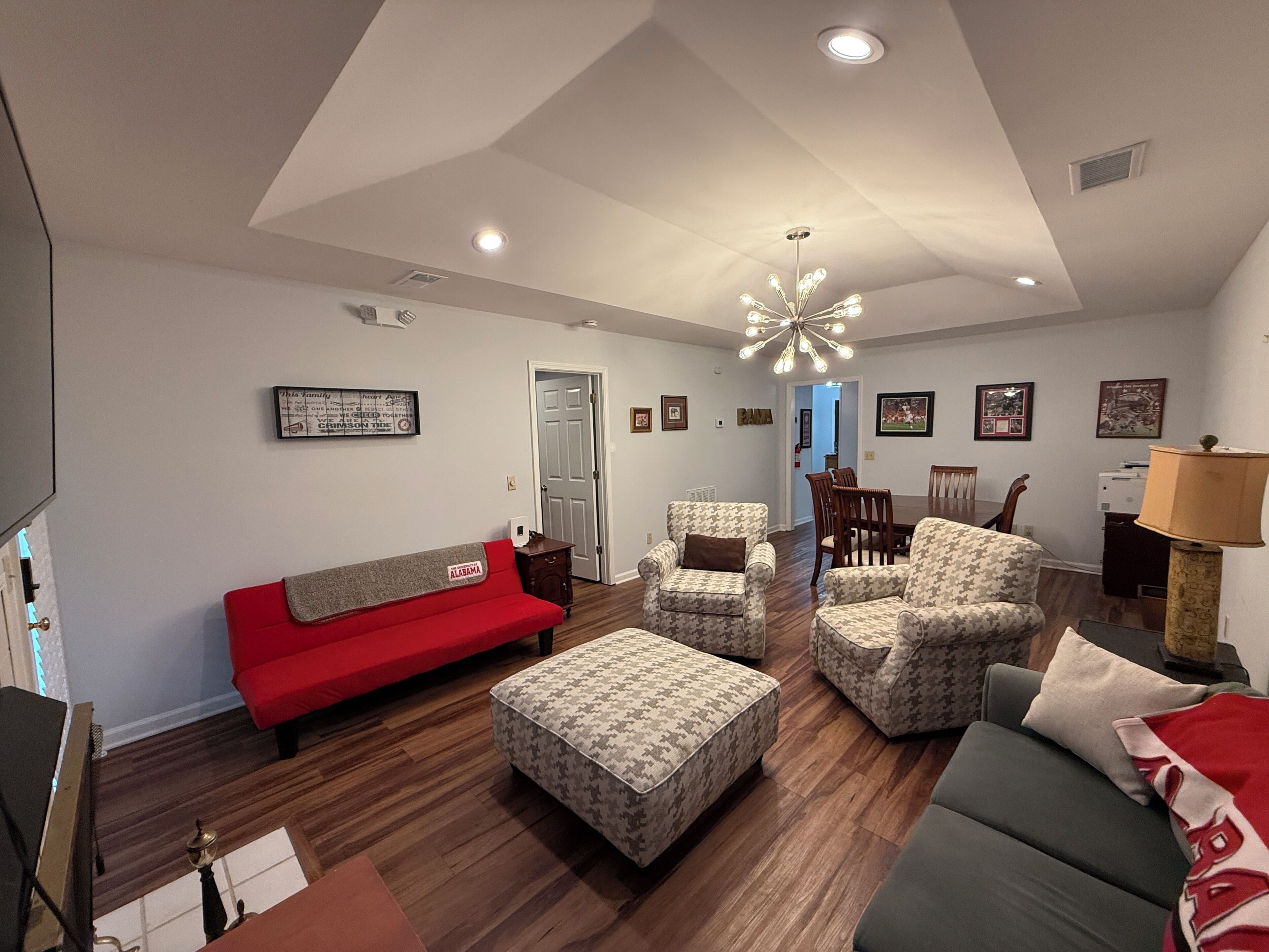 Smart TV, fireplace, DVD player, video library