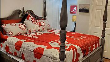 2 makuuhuonetta, silitysrauta/-lauta, ilmainen Wi-Fi, vuodevaatteet