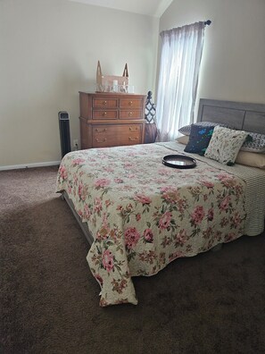 3 bedrooms, free WiFi, bed sheets