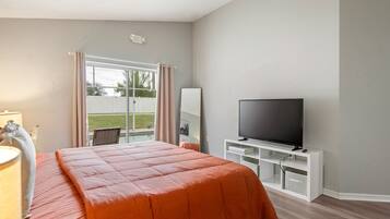 4 habitaciones, tabla de planchar con plancha, wifi y ropa de cama