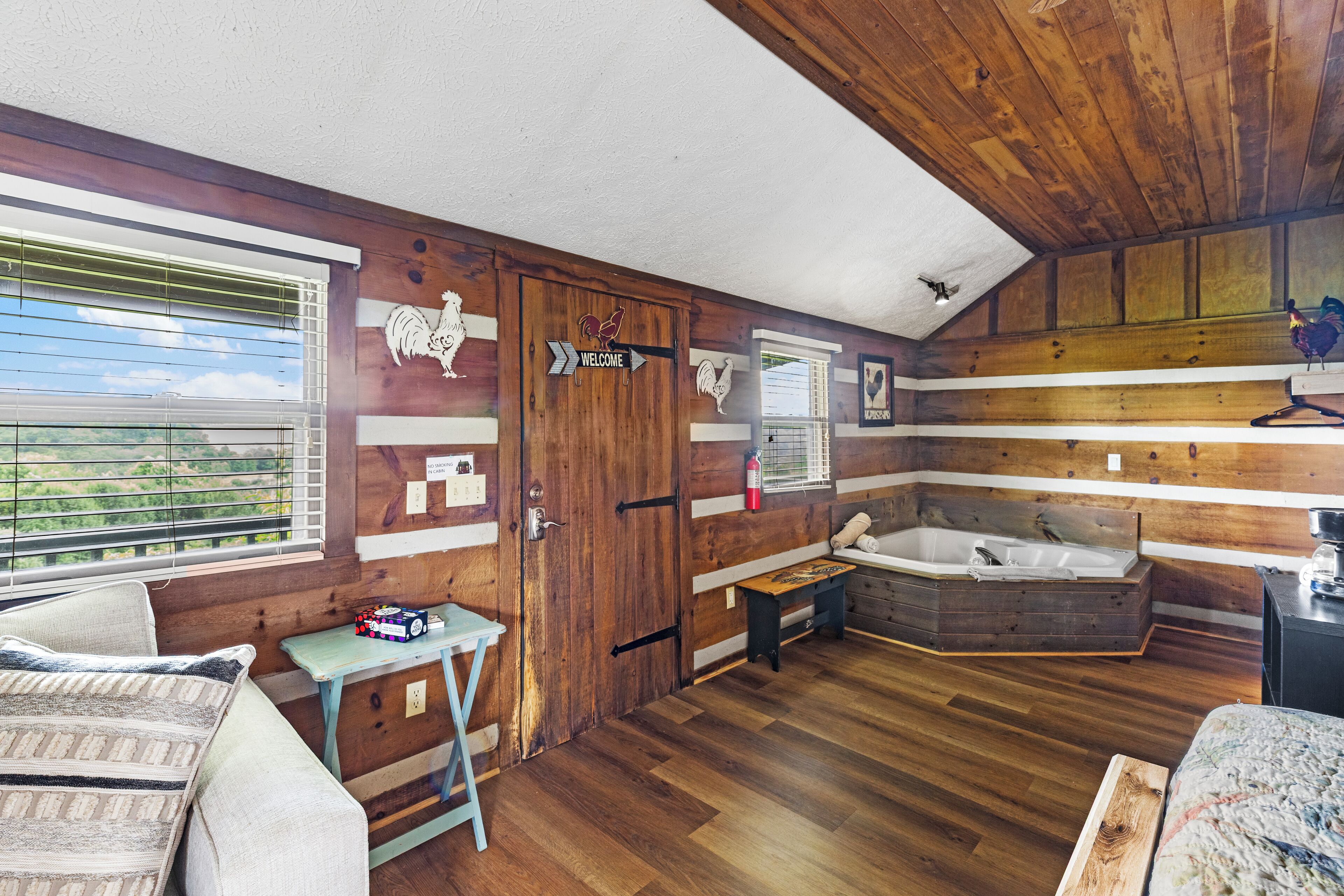 Cozy Parkway Cabin With Mountain Views - Cabin 4 - Virginia