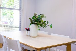 Dining - 2 Private Apartments 9 Beds | 4 Bedrooms (Somerville)