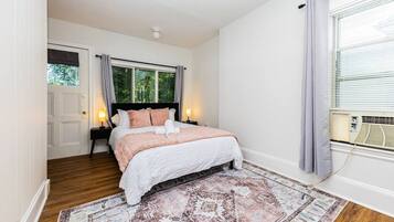 3 bedrooms, iron/ironing board, travel crib, WiFi