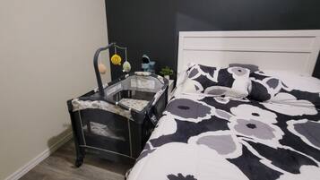 5 bedrooms, iron/ironing board, travel cot, free WiFi