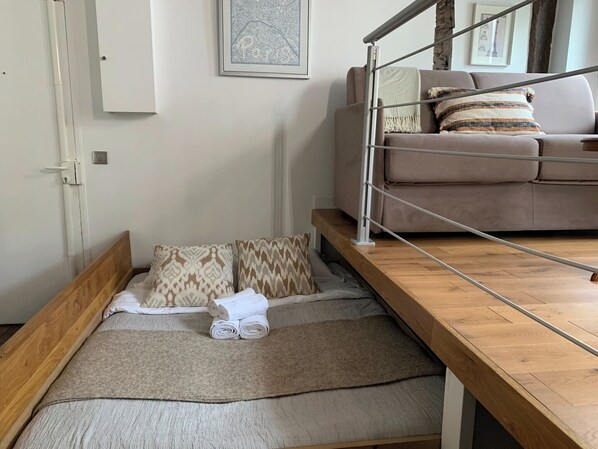 Desk, iron/ironing board, travel crib, free WiFi